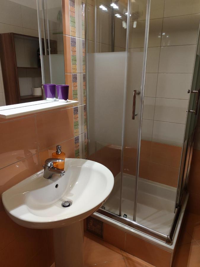 Apartment Casa Nova โรวีน ภายนอก รูปภาพ