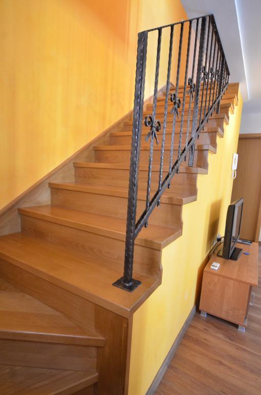 Apartment Casa Nova โรวีน ภายนอก รูปภาพ